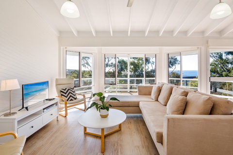 Eagle Heights - Accommodation Asia 5