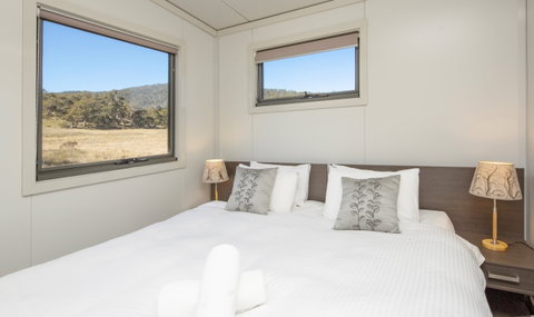 Ecocrackenback - Accommodation Guide 1