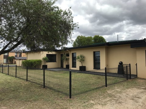Glenmoore - Accommodation Guide 0