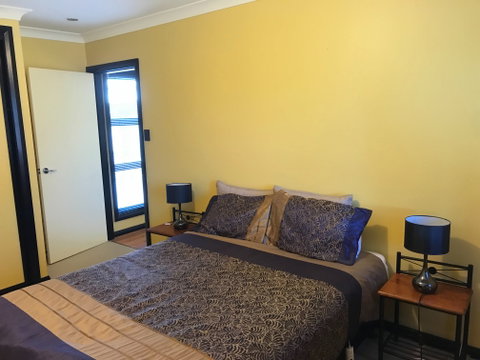Glenmoore - Accommodation Guide 4
