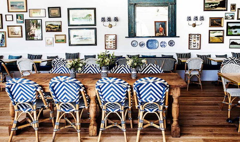 Halcyon House - Accommodation China 2