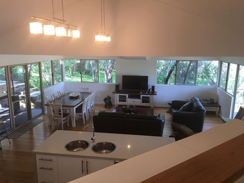 Kangaroo Hollow Preston Beach - Accommodation Guide 1