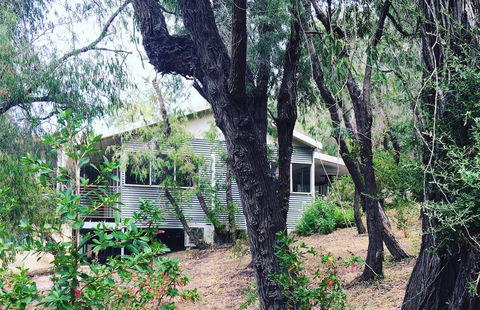 Kangaroo Hollow Preston Beach - Accommodation Guide 8