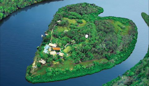 Makepeace Island - Sir Richard Branson's Australian Home - Accommodation Asia 6