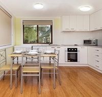 Max's Place 3 - Accommodation Guide