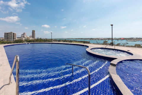 Meriton Suites Southport - Accommodation China 2