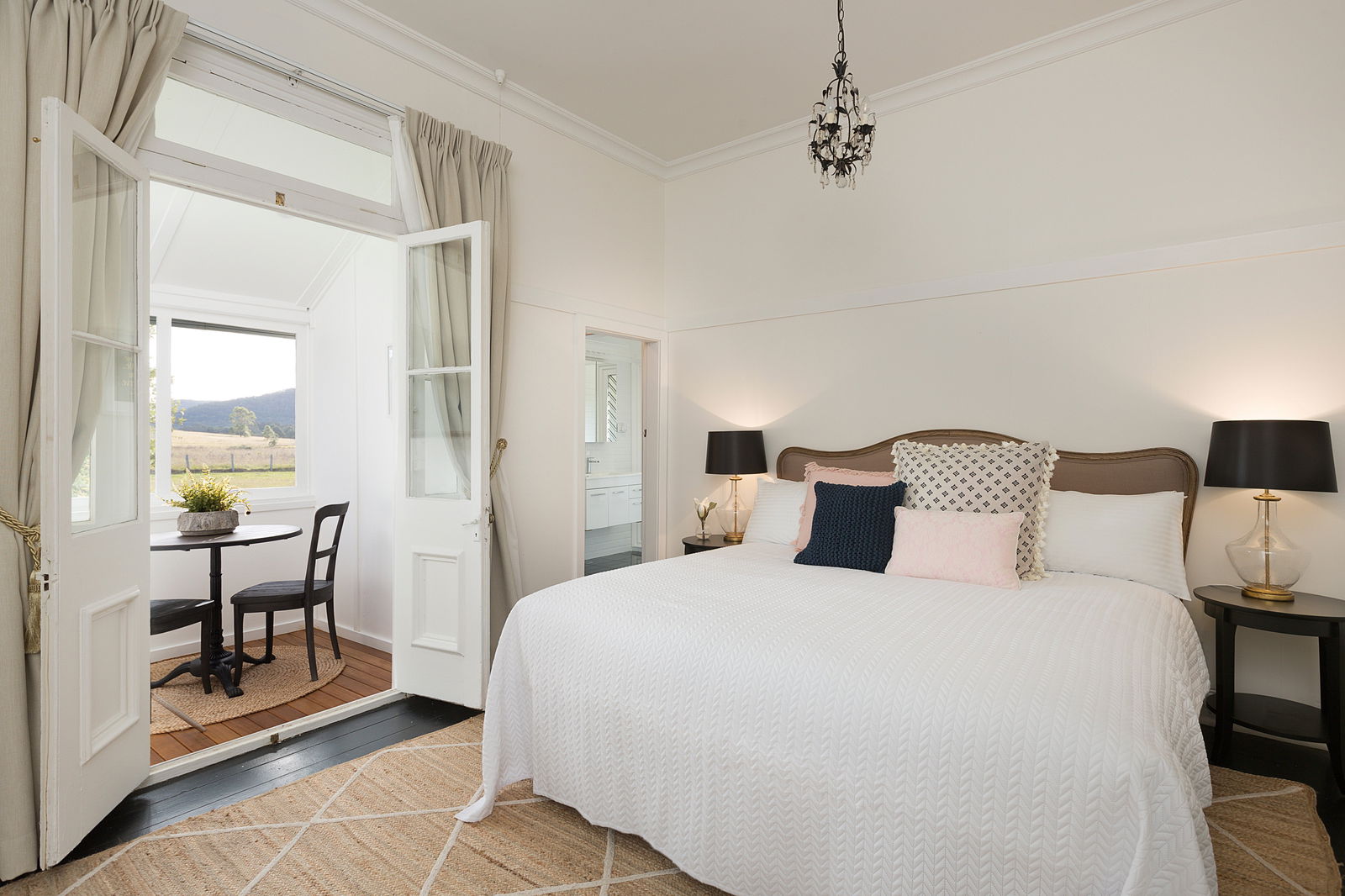 Millfield NSW Accommodation Asia