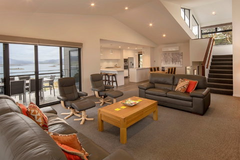 Mountview 43 - Accommodation Asia 8