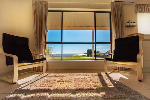 Pelican Perch Retreat - Accommodation Asia 2