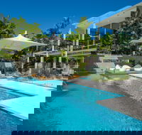 Port Douglas Getaways - The White Oasis - Accommodation China