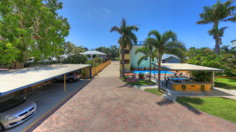 Sky View Units - Accommodation China 4