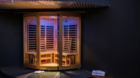 The Frames - Luxury Riverland Accommodation - Accommodation China 8