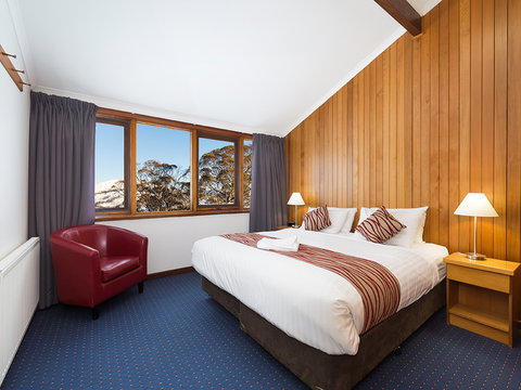 Valhalla Perisher - Accommodation China 1