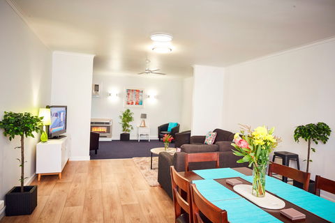 Wattle Grove Motel And Villa - Accommodation China 6