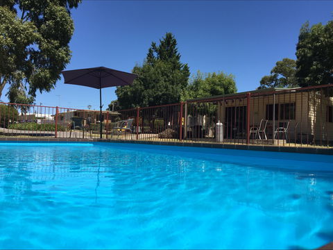 Acacia Caravan Park And Holiday Units - Accommodation Asia 2