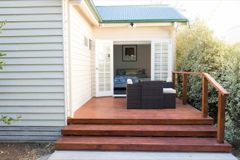 A Coonawarra Experience - Accommodation Guide 2