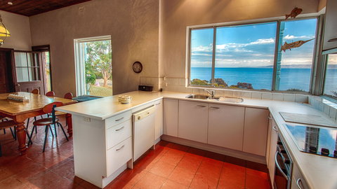 Antechamber Bay Retreats - Accommodation China 1