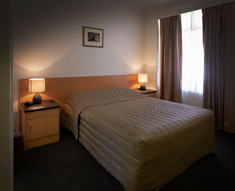Baileys Motel - Accommodation Guide 0