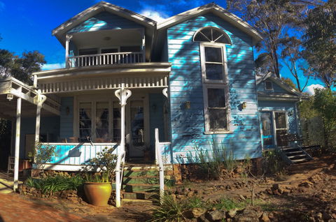 Blue Peace: Blue Mountains Home - Accommodation Guide 0