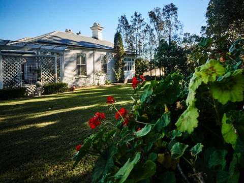 Glenellyn House - Servants Quarters - Accommodation Asia 1