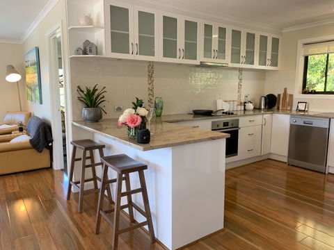 Hahndorf Luxury Lodge - Accommodation Guide 2