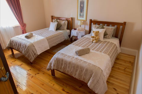 McKinley's Rest - Accommodation Asia 2