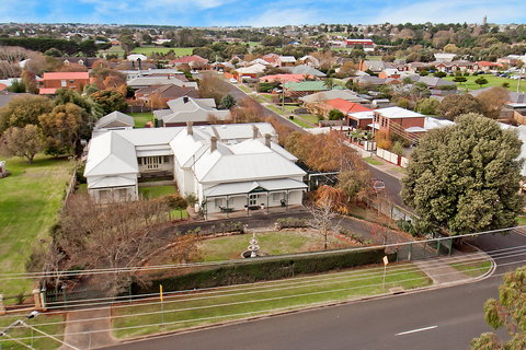 Merton Manor Exclusive Bed & Breakfast - Accommodation Asia 0