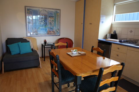 Sails On Port Sorell Boutique Apartments - Accommodation Guide 7