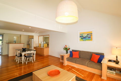 Shearwater Deluxe Villa - Accommodation Asia 3