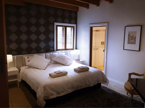 Thiele House Retreat - Accommodation Guide 8