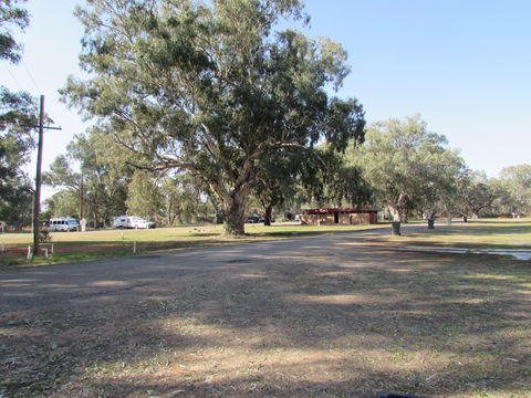 Victory Park Caravan Park - Accommodation China 0