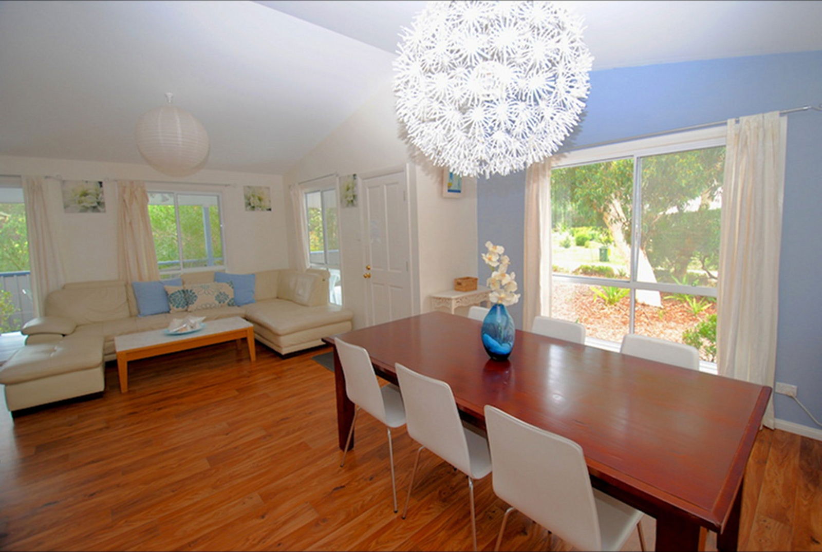 Callala Beach NSW Accommodation China