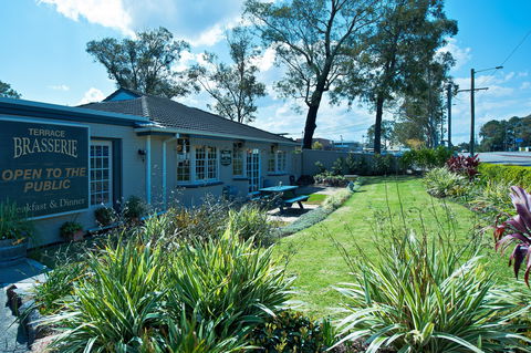 Colonial Terrace Motor Inn And Terrace Brasserie - Accommodation Asia 2