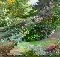 Hamilton's Cottage Collection and Country Gardens - Georges Cottage