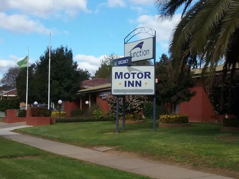 Junction Motor Inn - Accommodation Guide 0