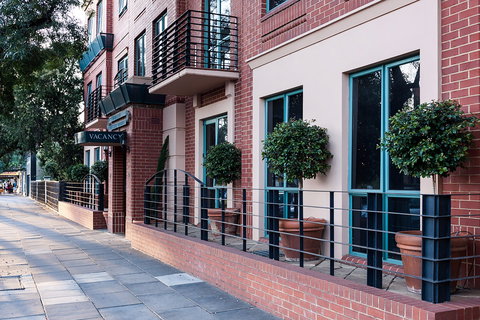 Majestic Tynte Street Apartments - Accommodation Asia 0