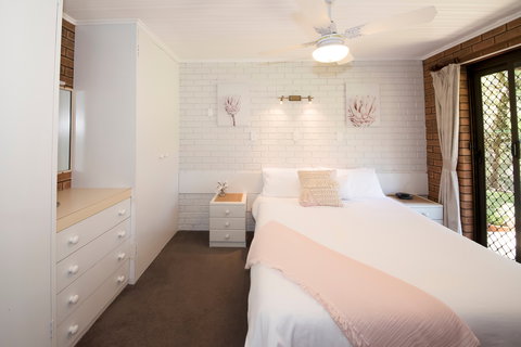 Murray Bank Holiday Units - Accommodation Asia 2