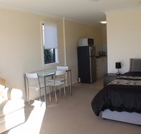 Poley Cow Studio - Accommodation Guide