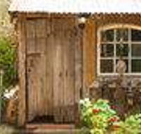 Red Tractor Retreat - Accommodation Guide