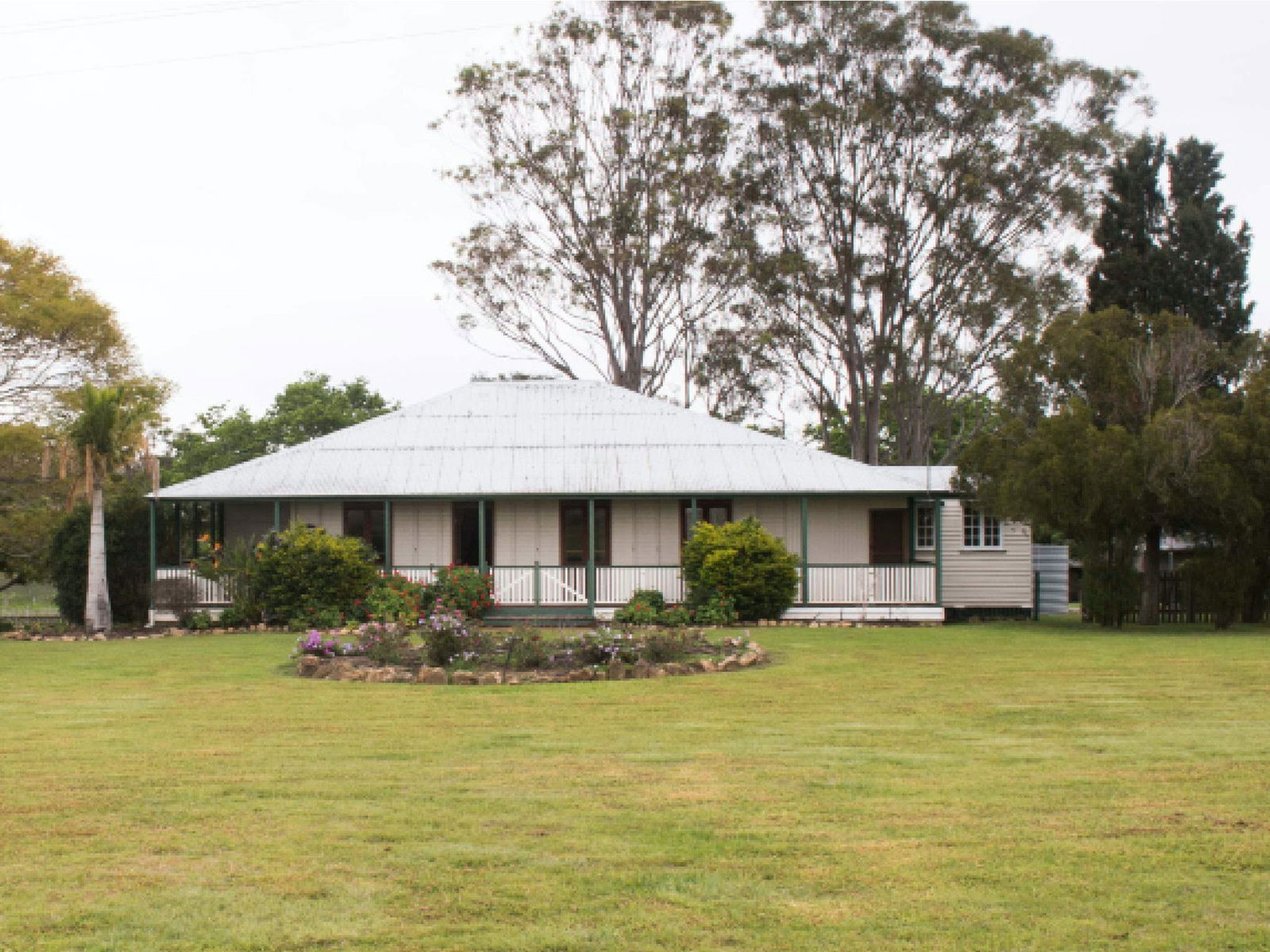 Redgate QLD Accommodation China