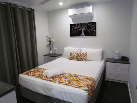 Alex Beach Cabins And Tourist Park - Accommodation Asia 2