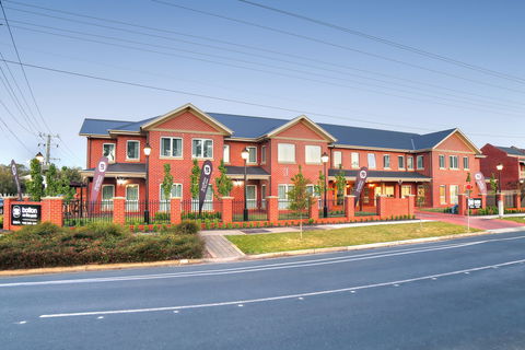 Bolton On The Park - Accommodation China 0