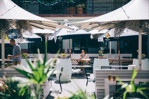 Coogee Bay Hotel - Accommodation Guide 2