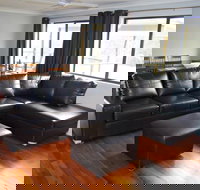 Ewetopia Farm - Accommodation Asia