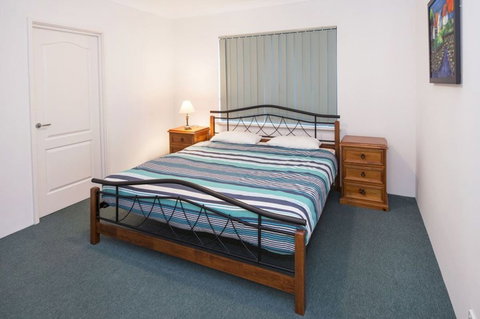 Fairway View - Accommodation Asia 1