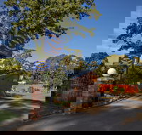 Golden Country Motel and Caravan Park - Accommodation Asia
