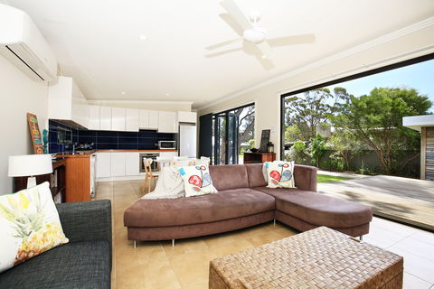 Mikora - Accommodation Asia 2