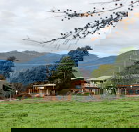 Mountain Creek Motel Bar And Restaurant - Accommodation Guide