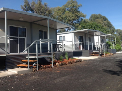 Sapphire City Caravan Park - Accommodation Guide 0