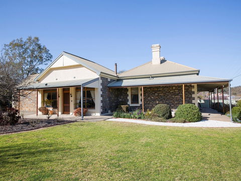 SINKINSON HOUSE - Mount Torrens - Accommodation Asia 0